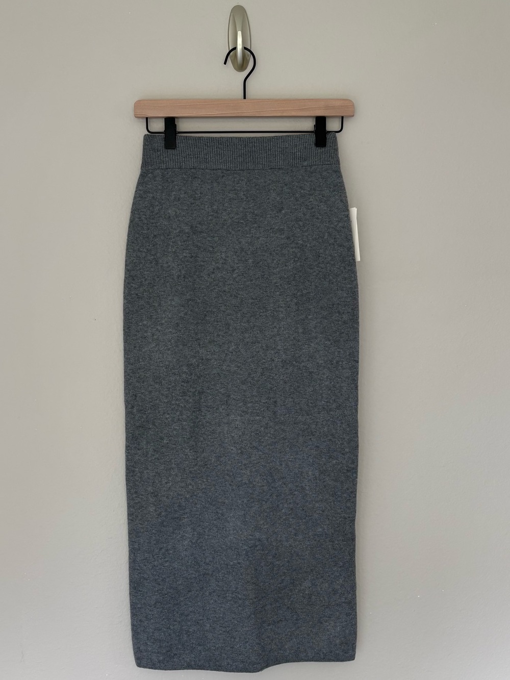 NWT A New Day Dark Gray Cashmere-Like Soft Knit Midi Pencil Skirt XS Back Slit